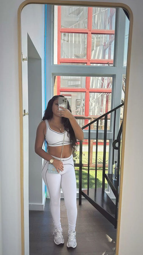 ALO HEART THROB BRA + LEGGINGS SET