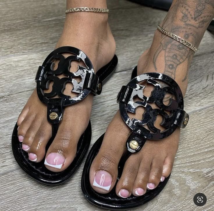 IT GIRL EVERYDAY SLIDES